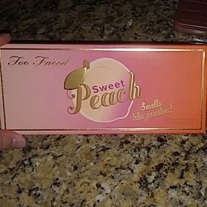 Too Faced Sweet Peach Palette